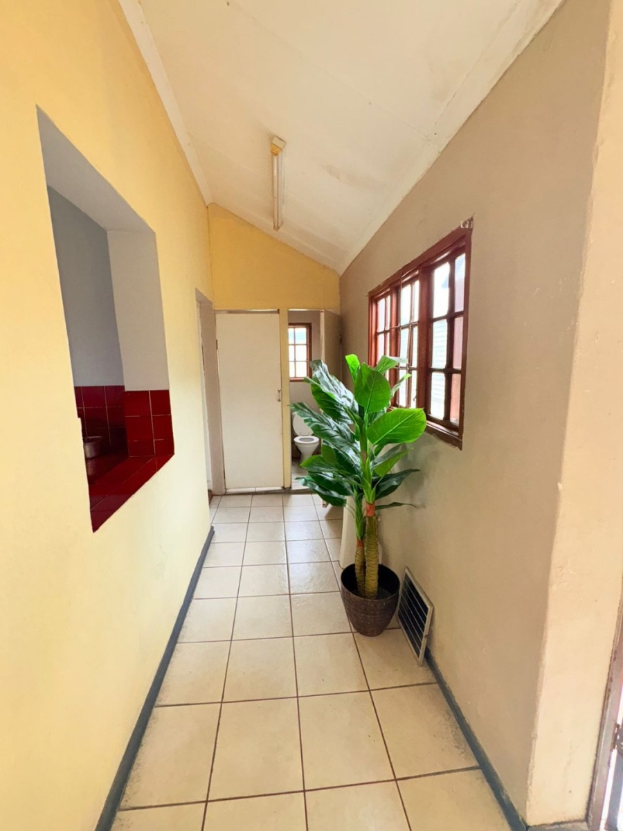 6 Bedroom Property for Sale in Quigney Eastern Cape